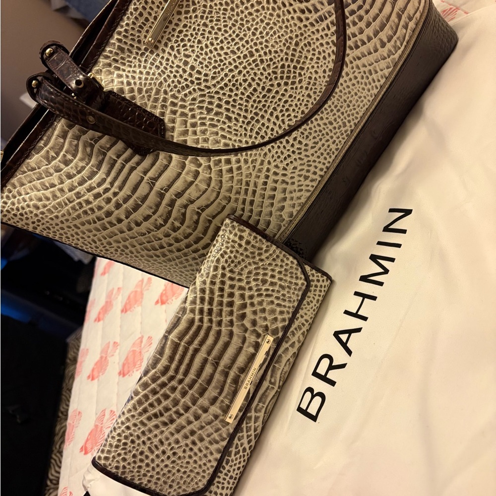 Brahmin Ivory & Brown Crème Rhodes Medium Asher shoulder bag and Wallet Set